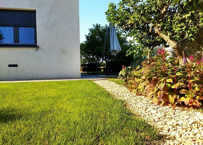 House Of Silence Apartman